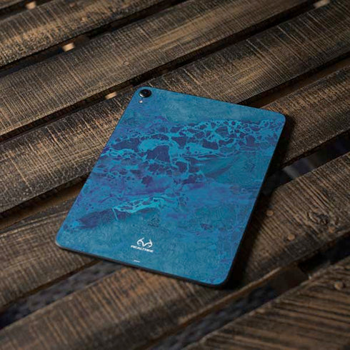 RealTree WAV3 Blue Camo Apple iPad Pro Skin