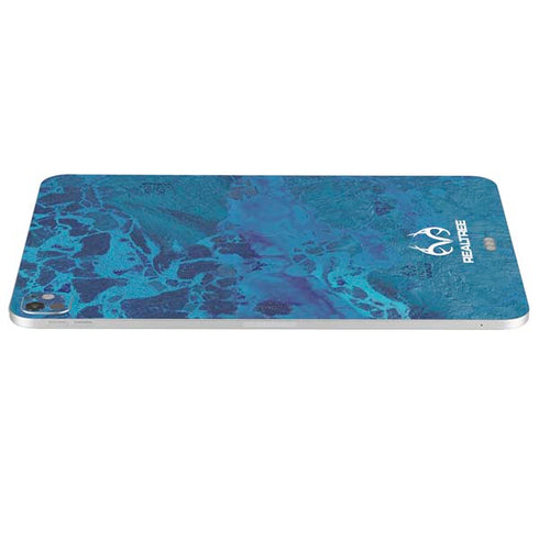 RealTree WAV3 Blue Camo iPad Pro 13in M4 (2024) Skin