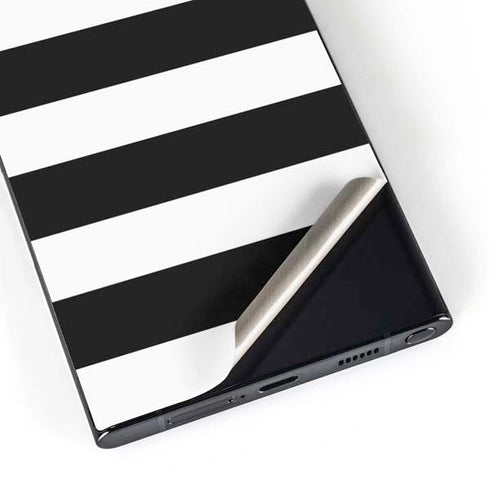 White and Black Stripes Galaxy S24 Ultra Skin