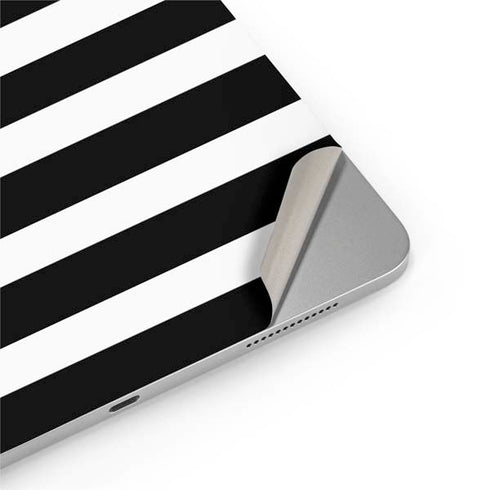 White and Black Stripes iPad Pro 13in M4 (2024) Skin