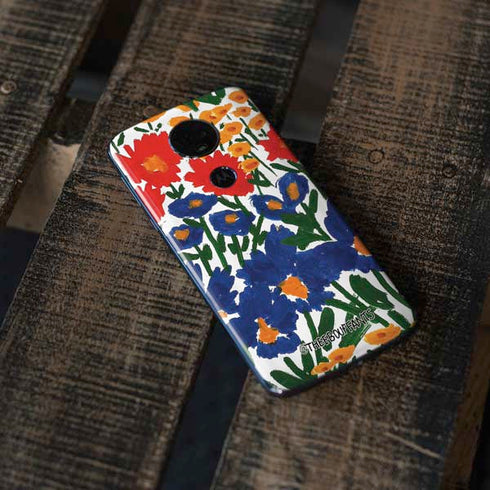 Bouffants and Broken Hearts Wild Garden 4 Moto E5 Plus Skin
