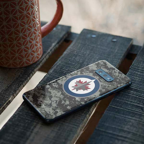 NHL Winnipeg Jets Camo Galaxy S10e Skin