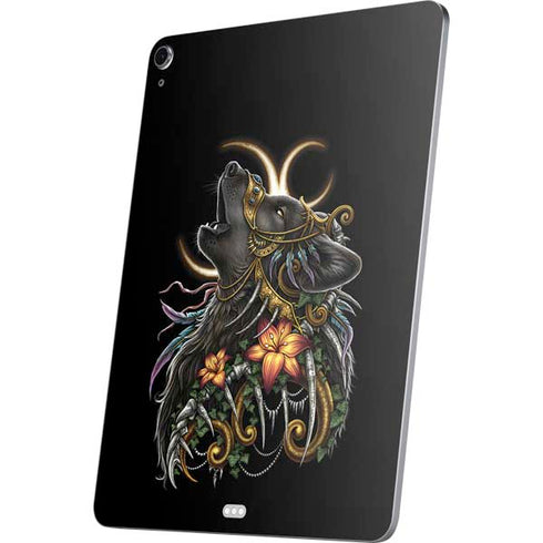 Wolf Howling by Sarah Richter Apple iPad Air Skin