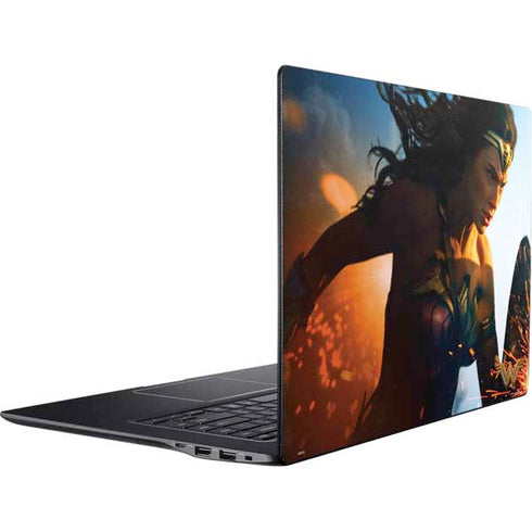 DC Comics Wonder Woman Action Pose Poster Ativ Book 9 (15.6in 2014) Skin