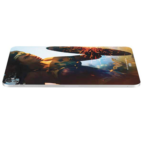 DC Comics Wonder Woman Action Pose Poster iPad Pro 13in M4 (2024) Skin