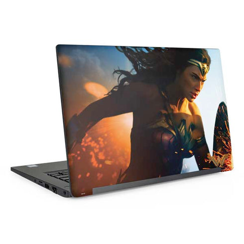 DC Comics Wonder Woman Action Pose Poster Dell Latitude Skin