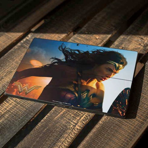 DC Comics Wonder Woman Action Pose Poster Surface Pro 7 Skin
