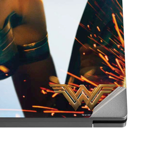 DC Comics Wonder Woman Action Pose Poster Dell XPS Skin