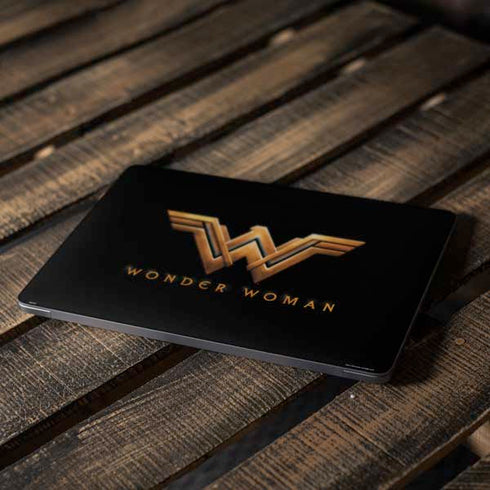 DC Comics Wonder Woman Gold Emblem Apple MacBook Air Skin