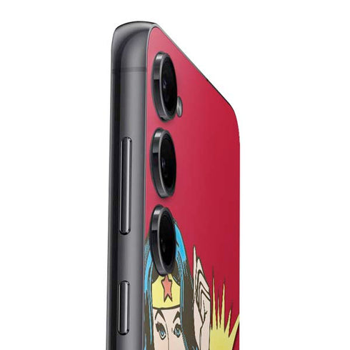 DC Comics Wonder Woman Vintage Action pose Galaxy S24 Plus Skin