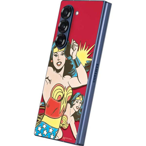 DC Comics Wonder Woman Vintage Action pose Galaxy Z Fold6 Skin