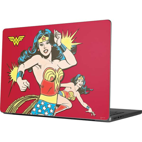 DC Comics Wonder Woman Vintage Action pose Apple MacBook Pro 14-inch Skin