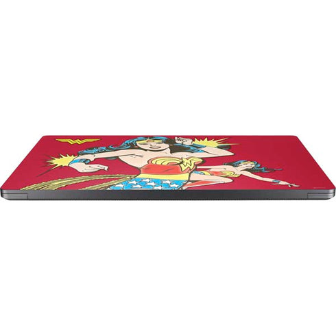 DC Comics Wonder Woman Vintage Action pose Surface Laptop 7 13.8in Skin