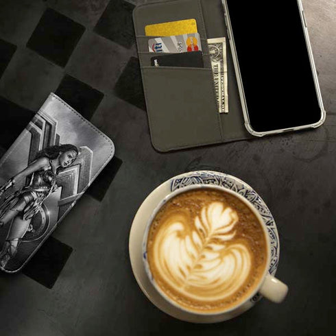 The Justice League (2017) Wonder Woman Poster iPhone 15 Folio Case