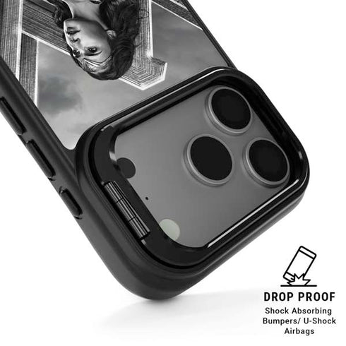 The Justice League (2017) Wonder Woman Poster iPhone 17 Pro Kickstand Case