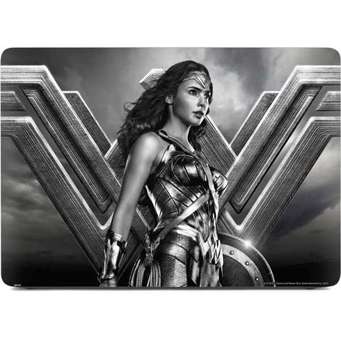 The Justice League (2017) Wonder Woman Poster Apple MacBook Pro 16-inch Skin
