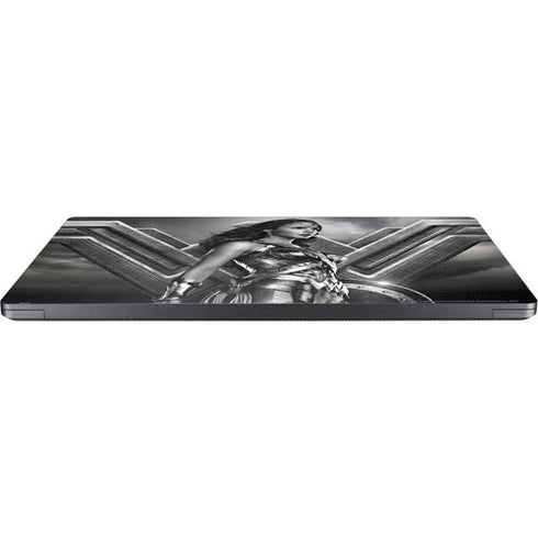 The Justice League (2017) Wonder Woman Poster Surface Laptop 7 13.8in Skin