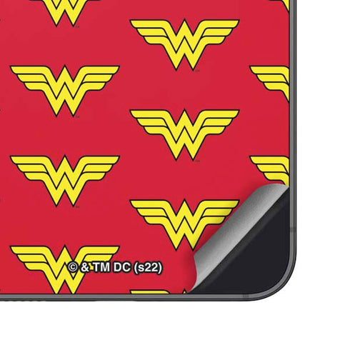 DC Comics Wonder Woman Logo Pattern Galaxy S24 Plus Skin