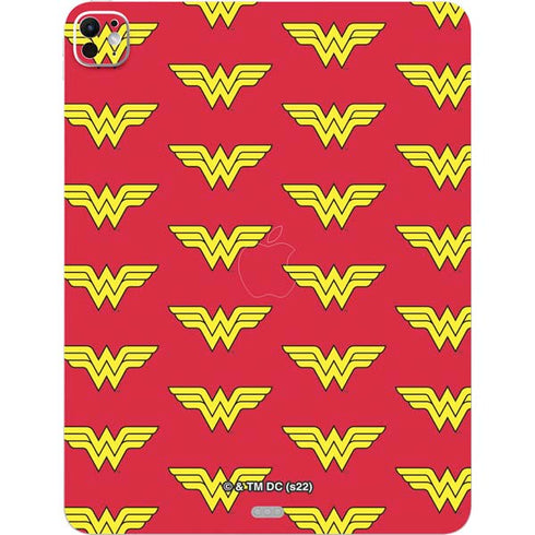 DC Comics Wonder Woman Logo Pattern iPad Pro 13in M4 (2024) Skin