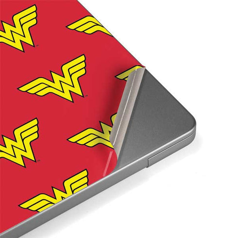 DC Comics Wonder Woman Logo Pattern Apple MacBook Pro 14-inch Skin