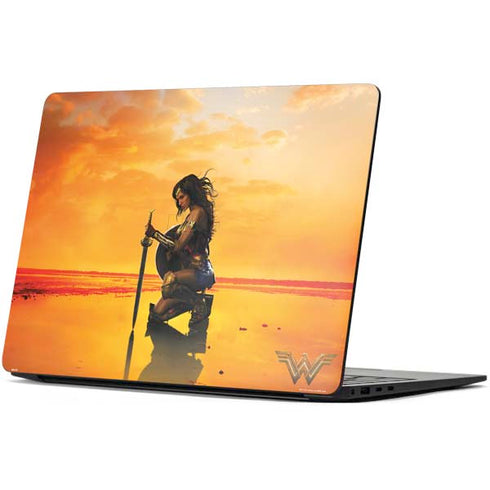 DC Comics Wonder Woman Character Movie Poster Surface Laptop 7 13.8in Skin