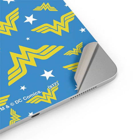 DC Comics Wonder Woman Pattern iPad Pro 13in M4 (2024) Skin