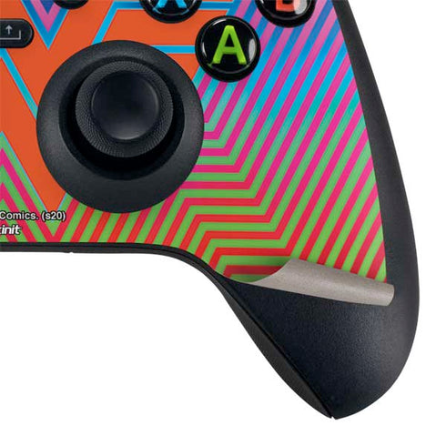 Wonder Woman 1984 (2020) Rainbow Chevron Logo Xbox Series X Bundle Skin