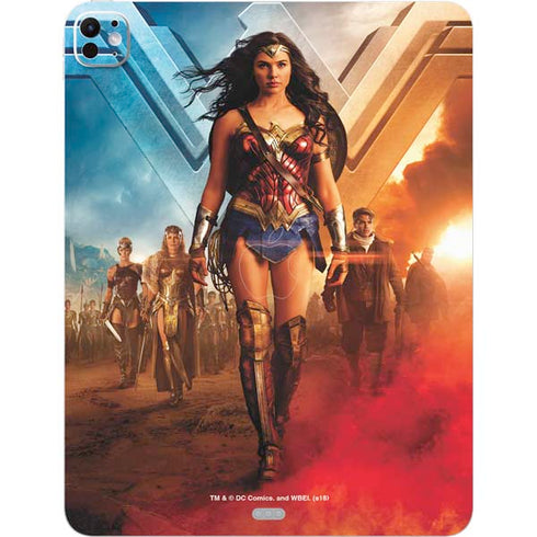 DC Comics Wonder Woman Main characters Poster iPad Pro 13in M4 (2024) Skin