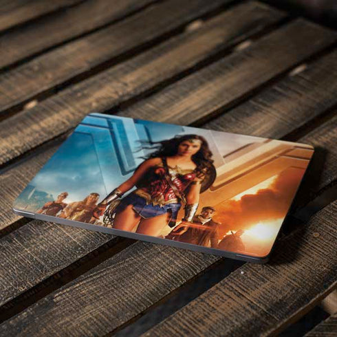DC Comics Wonder Woman Main characters Poster Apple MacBook Air Skin
