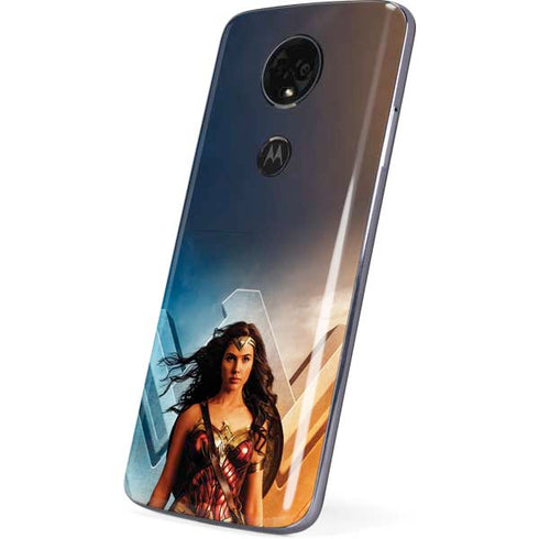 DC Comics Wonder Woman Main characters Poster Moto E5 Plus Skin
