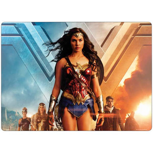DC Comics Wonder Woman Main characters Poster Surface Laptop 7 15in Skin