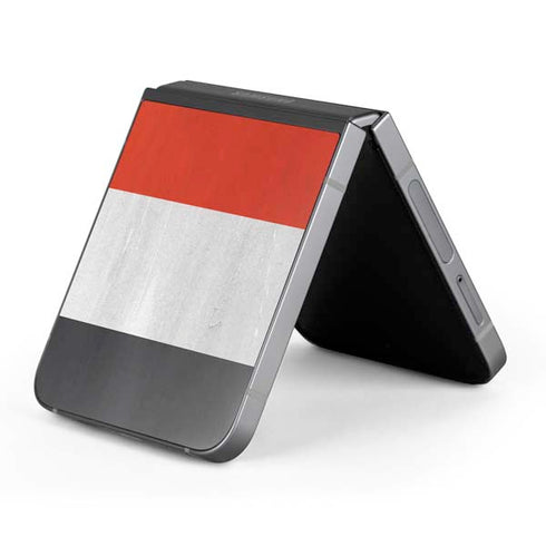 Yemen Flag Distressed Galaxy Z Flip6 Skin