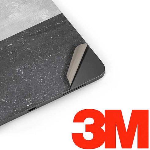 Yemen Flag Distressed Apple iPad Pro Skin