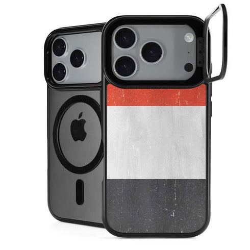 Yemen Flag Distressed iPhone 17 Pro Kickstand Case