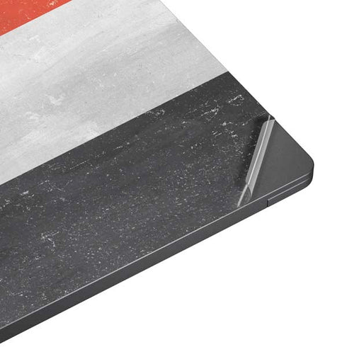 Yemen Flag Distressed Surface Laptop 7 13.8in Skin