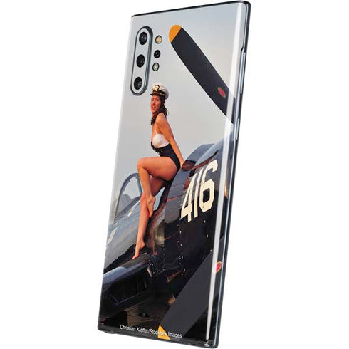 1940s Navy Pin-Up Girl On Corsair Fighter Plane Galaxy Note 10 Plus Skin