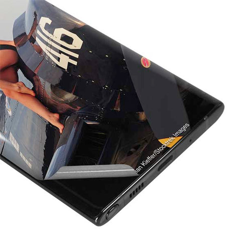 1940s Navy Pin-Up Girl On Corsair Fighter Plane Galaxy Note 10 Plus Skin