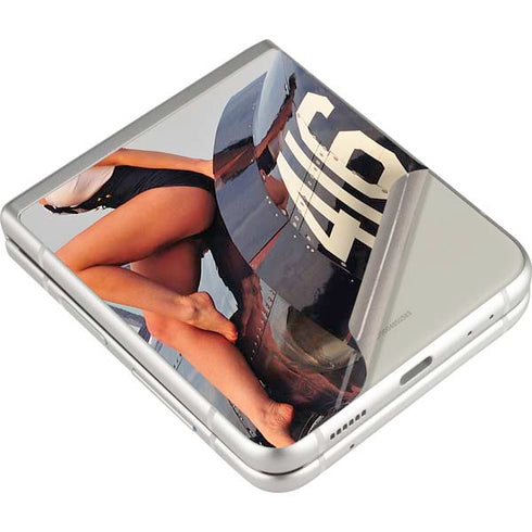 1940s Navy Pin-Up Girl On Corsair Fighter Plane Galaxy Z Flip3 5G Skin