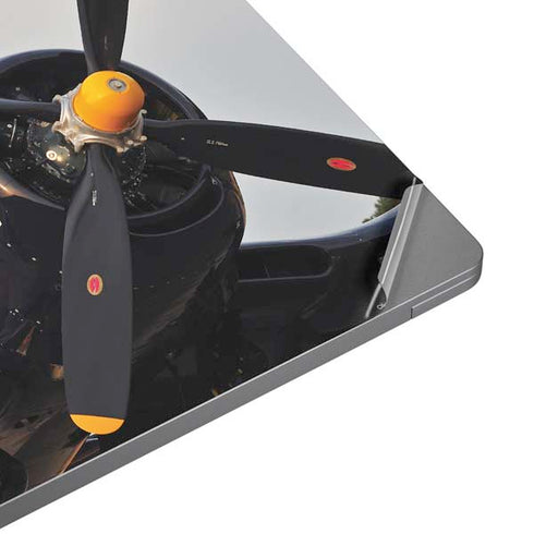 1940s Navy Pin-Up Girl On Corsair Fighter Plane Universal Laptop 13in (10.6 x 7.6in) Skin