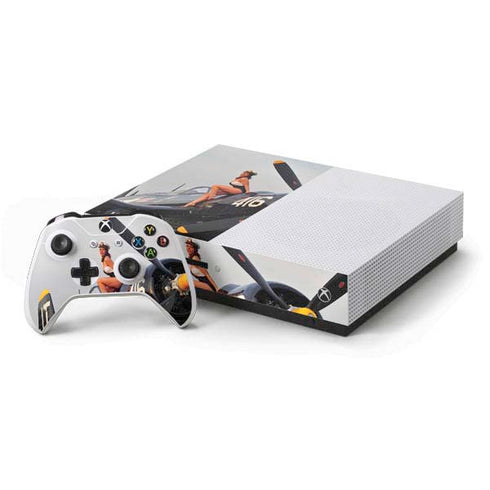 1940s Navy Pin-Up Girl On Corsair Fighter Plane Xbox One Skins