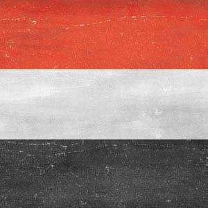 Yemen Flag Distressed Xbox One X Console Skin