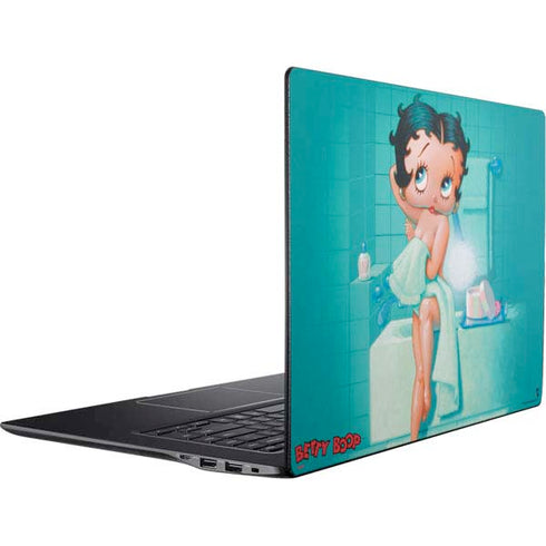 Betty Boop Bathing Ativ Book 9 (15.6in 2014) Skin