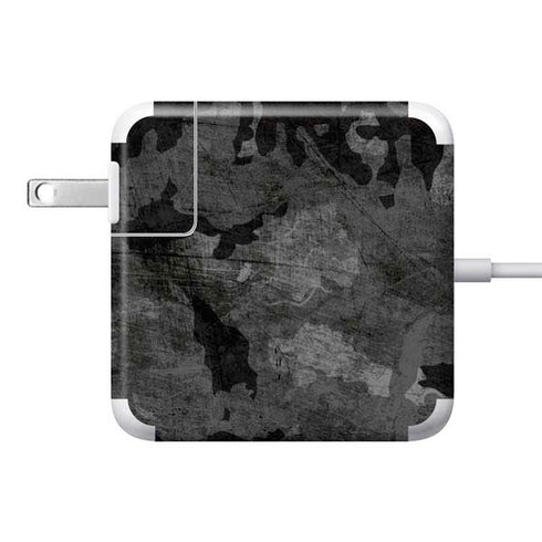 Digital Camo 85W Power Adapter (15 and 17 inch MacBook Pro Charger) Skin
