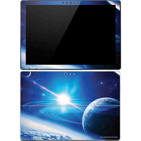 View of a Planet as it Looms in Close Orbit and with Rings Surface Pro 4 Skin