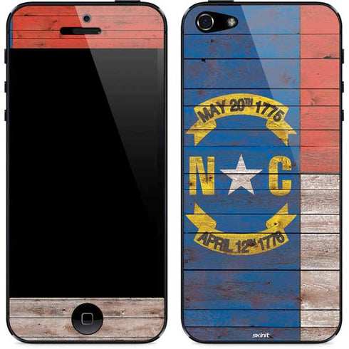 North Carolina Flag Dark Wood iPhone 5/5s/5SE Skin