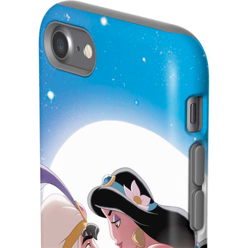Disney Aladdin and Princess Jasmine Kiss iPhone SE (2nd & 3rd Gen) Pro Case