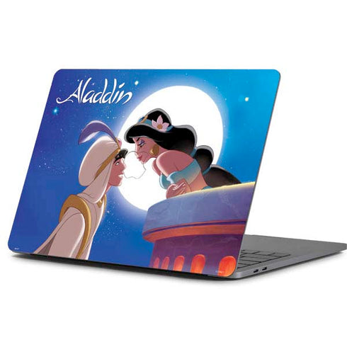 Disney Aladdin and Princess Jasmine Kiss Apple MacBook Pro 13-inch Skin