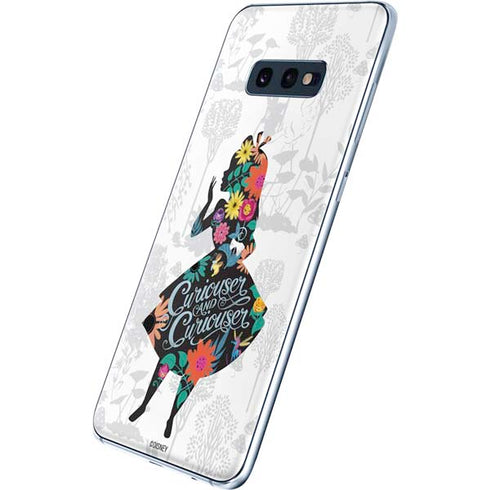 Disney Alice in Wonderland (animated) Silhouette Curiouser and Curiouser Galaxy S10e Skin