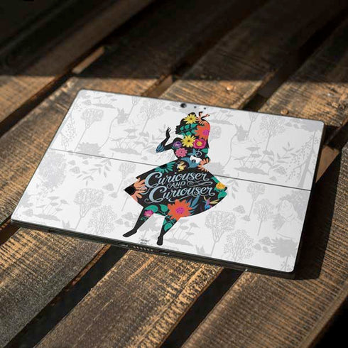 Disney Alice in Wonderland (animated) Silhouette Curiouser and Curiouser Surface Pro 6 Skin