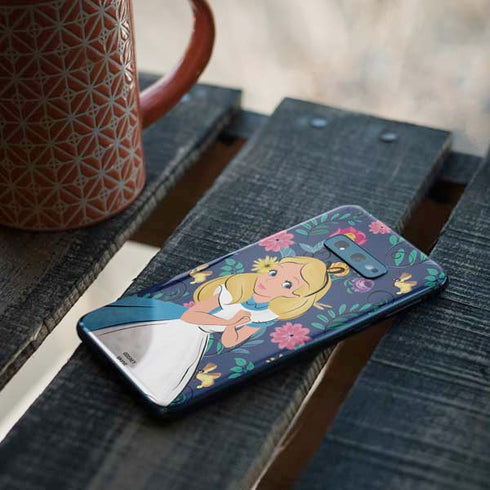 Disney Alice in Wonderland (animated) Floral Print Galaxy S10e Skin